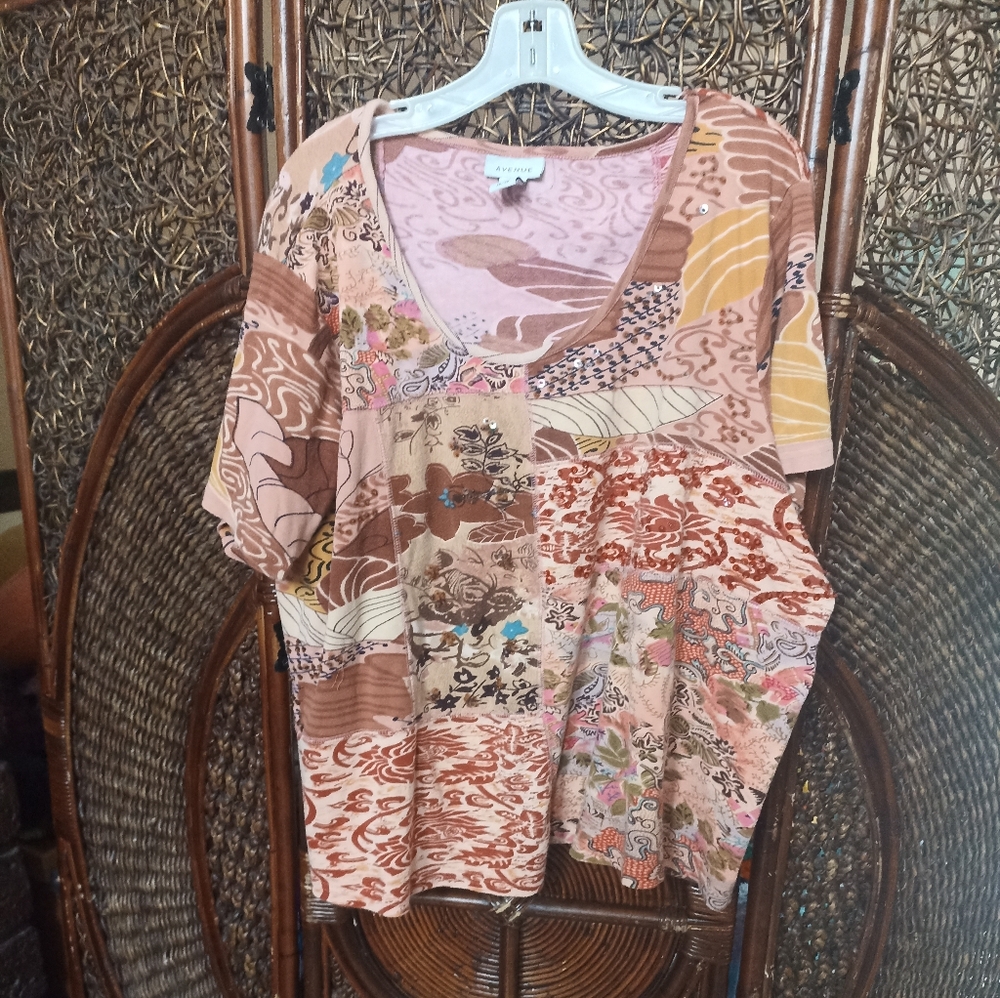 Avenue Multicolor Patchwork V-Neck Blouse